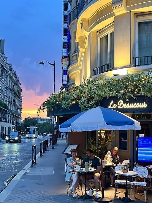 Beautiful & Central Apartment Near Champs-Elysees باريس 0*,